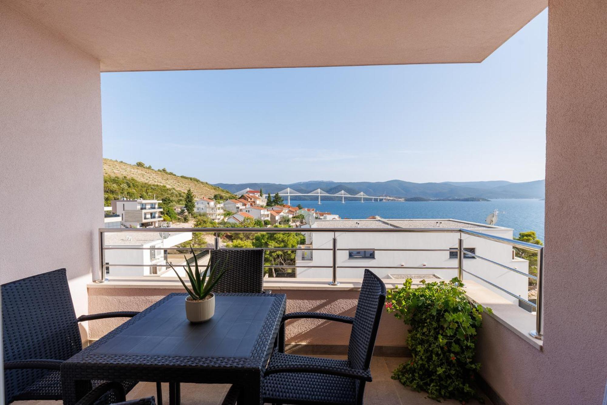Apartman Maja Komarna Exterior foto